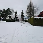 Σαλέ Dom Nad Jeziorem *