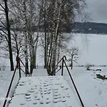 Σαλέ Dom Nad Jeziorem *