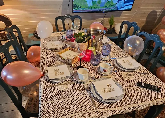 Dom Nad Jeziorem בקתה Żywiec