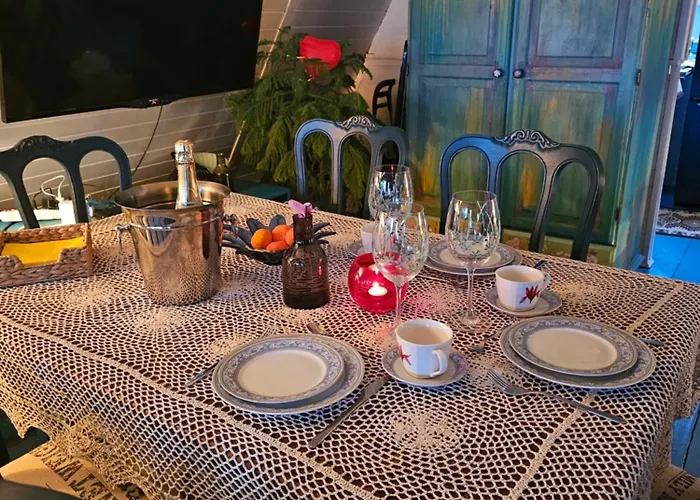 בקתה Dom Nad Jeziorem Żywiec