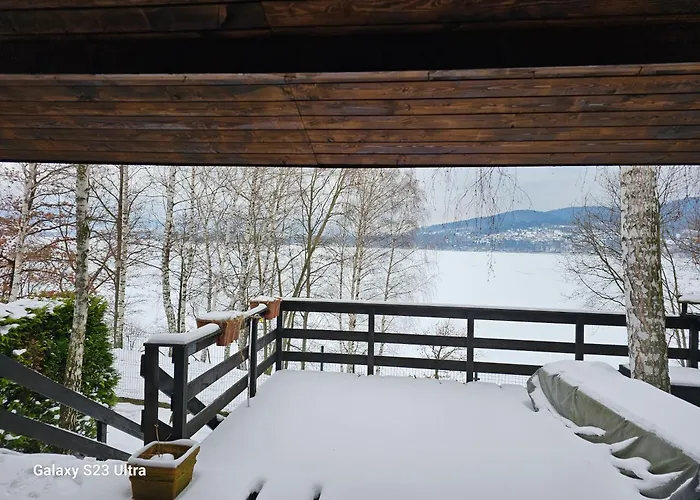 Dom Nad Jeziorem בקתה *