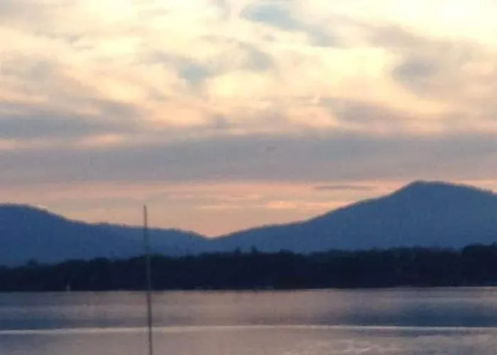 Dom Nad Jeziorem Żywiec